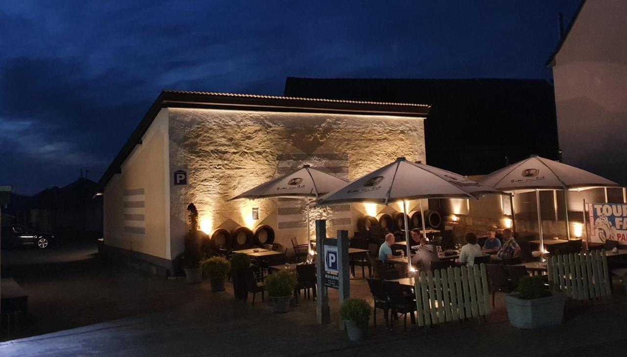 Hotel & Restaurant Huellen Barweiler Exterior foto