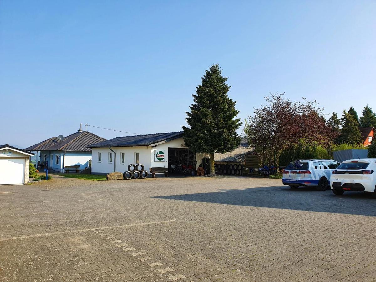 Hotel & Restaurant Huellen Barweiler Exterior foto